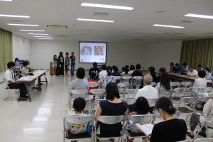 報告会の様子です。
