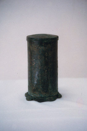 銅製経筒の画像